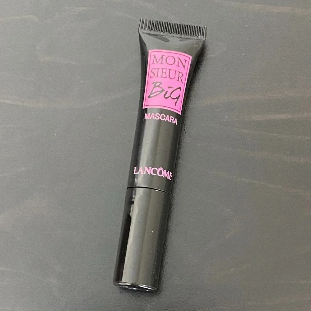 Lancome Monsieur Big mini mascara in Black